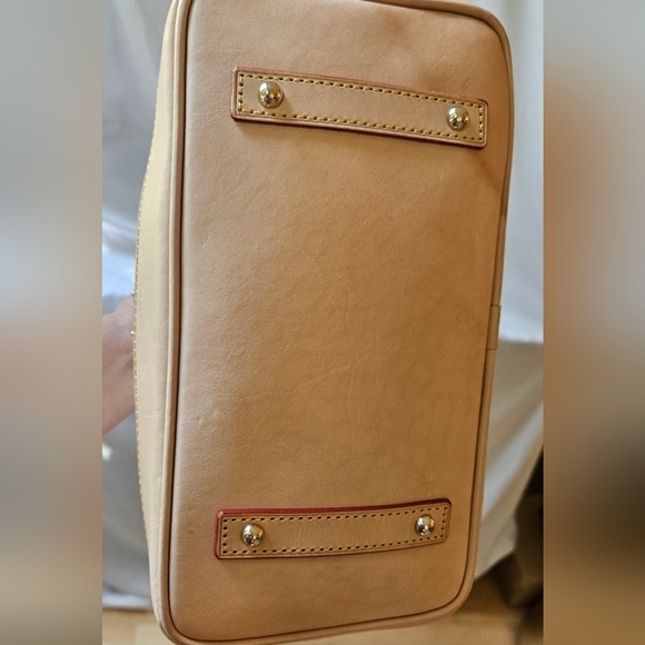 Vintage Dooney & Bourke Ivory Patent Leather Satchel Handbag Crossbody 2 Straps - Picture 14 of 14